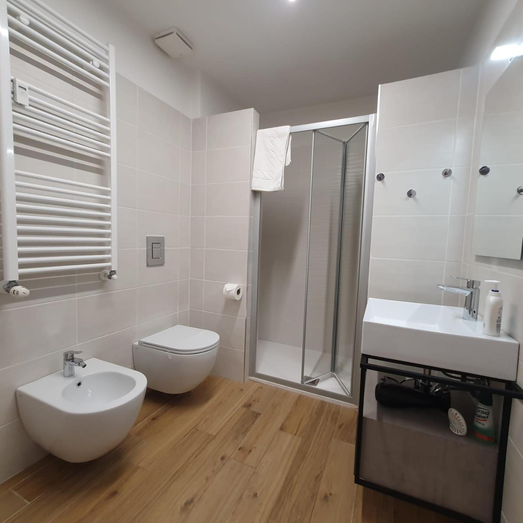 Bnbutler - Grasselli, 8 - Comfy And Newly Renovated Lägenhet Milano Exteriör bild
